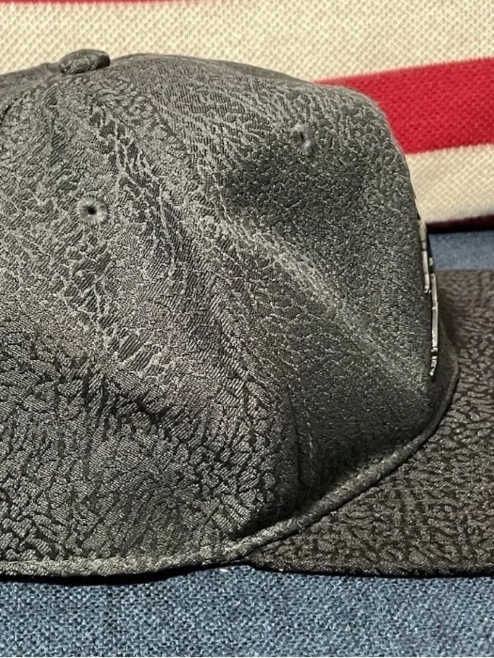 Jump Black Textured Youth Snapback Hat